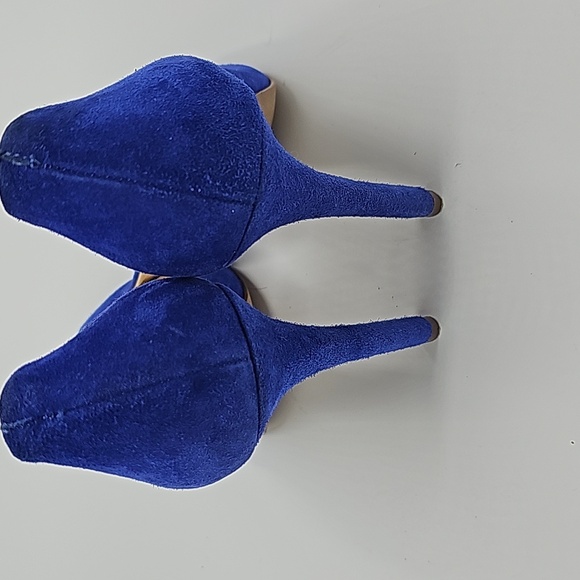 Jessica Simpson blue suede heels - Picture 3 of 6